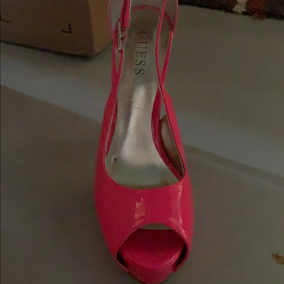 Guess Hot pink high heels - Picture 4 of 6